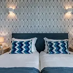 Bonfim Living - Great Location, Al Fresco Dining And Free Private Parking